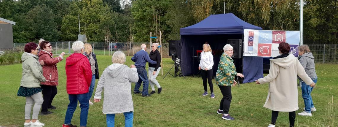PIKNIK DLA SENIORÓW NA PRZYSTANI KAJAKOWEJ